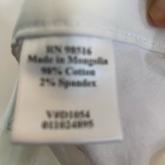 Coldwater Creek white flare leg capris size 6 - Picture 4 of 4